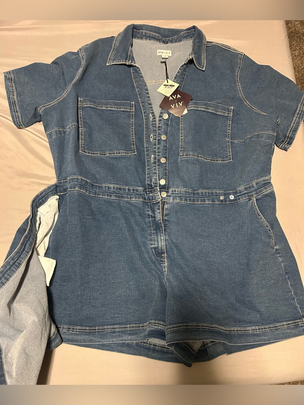 NWT-Ava & Viv Blue Denim Button-Front Short Sleeve Romper- size 3xl - Picture 2 of 9